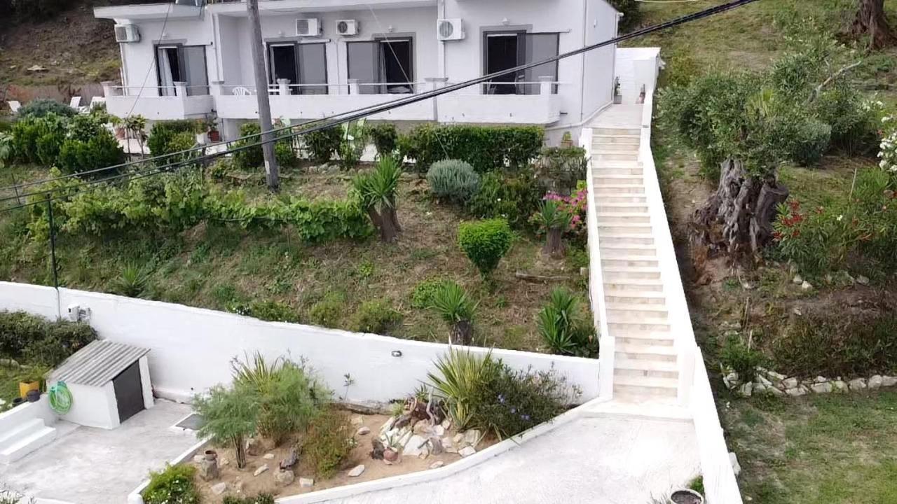 George's Sea View
